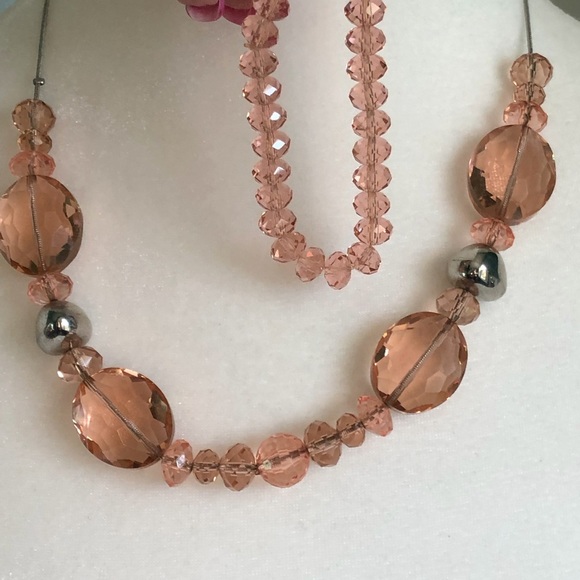 Peach crystal necklace and bracelet - Picture 2 of 5